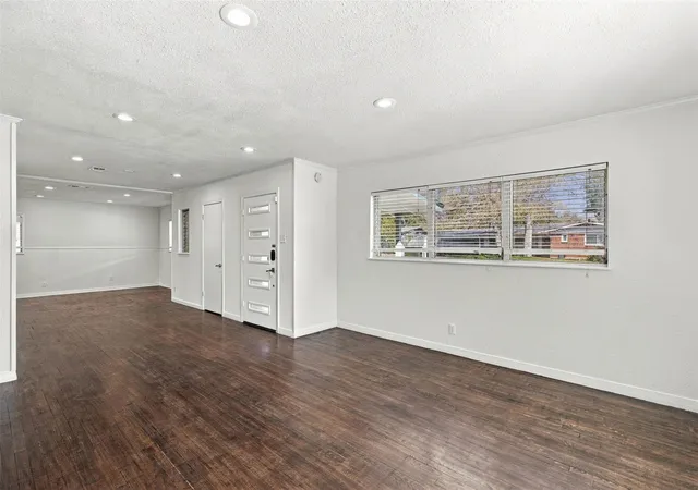 Photo 2 of Single family home for sale at 1419 Cloverleaf Dr, Austin, TX 78723 | MLS# 1239105 | Listing updated on 2026-10-28