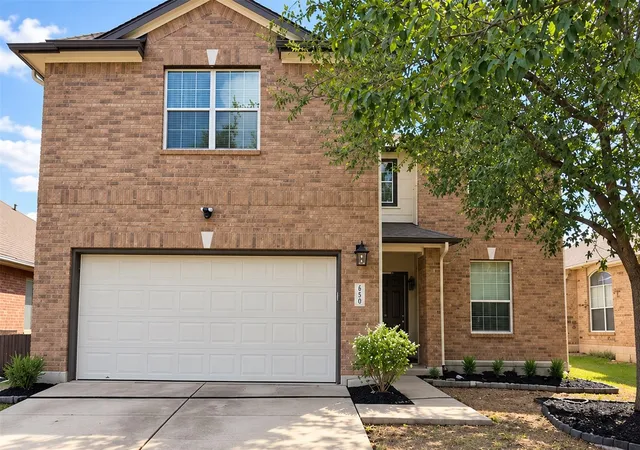 Photo 2 of Single family home for sale at 650 Middle Crk, Buda, TX 78610 | MLS# 6063756 | Listing updated on 2026-10-29