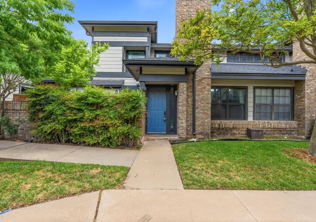 Photo 3 of Condo for sale at 1748 Ohlen Rd #24, Austin, TX 78757 | MLS# 5629172 | Listing updated on 2026-10-28