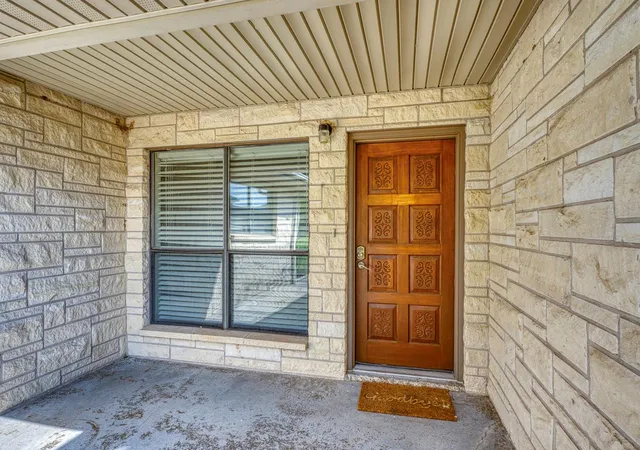 Photo 3 of Single family home for sale at 209 Senisa Dr, Buchanan Dam, TX 78609 | MLS# 5083142 | Listing updated on 2026-10-18