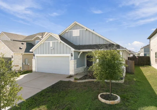 Photo 2 of Single family home for sale at 121 English Oak St, Georgetown, TX 78626 | MLS# 9926782 | Listing updated on 2026-10-19