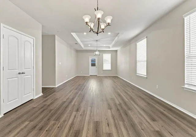 Photo 4 of Single family home for sale at 121 English Oak St, Georgetown, TX 78626 | MLS# 9926782 | Listing updated on 2026-10-19