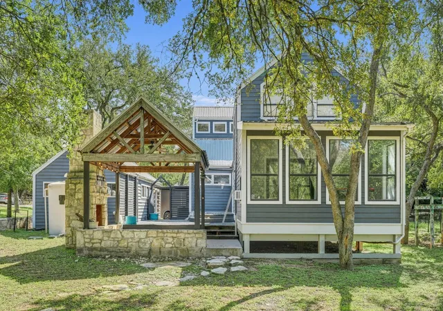 Photo 1 of Single family home for sale at 2818 Saratoga Dr, Austin, TX 78733 | MLS# 6958052 | Listing updated on 2026-10-21