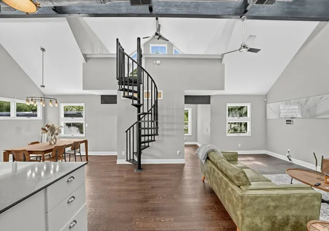 Photo 4 of Single family home for sale at 2818 Saratoga Dr, Austin, TX 78733 | MLS# 6958052 | Listing updated on 2026-10-21