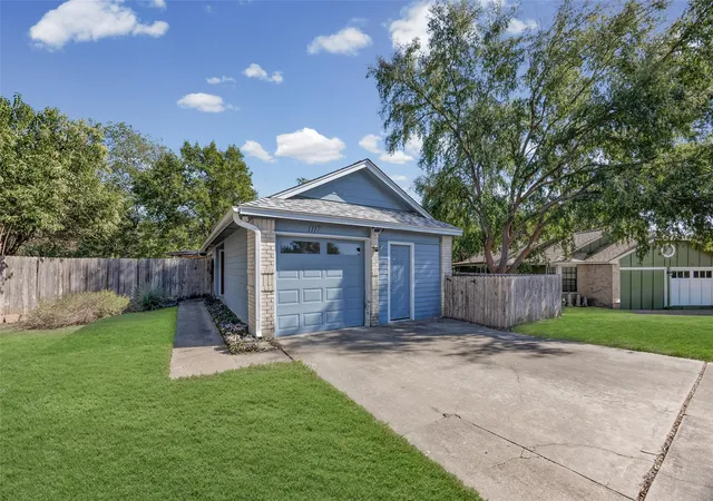 Photo 1 of Single family home for sale at 1117 Gatehouse Dr, Austin, TX 78753 | MLS# 6822671 | Listing updated on 2026-10-25