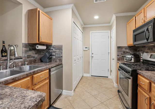 Photo 4 of Single family home for sale at 12924 Widge Dr, Austin, TX 78727 | MLS# 7432828 | Listing updated on 2026-10-24