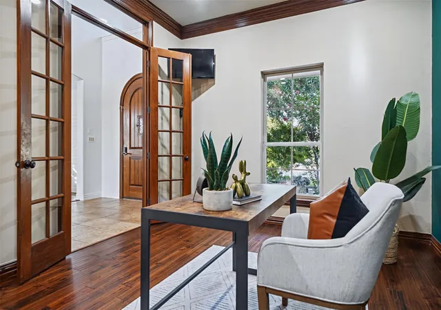 Photo 4 of Single family home for sale at 4100 Sugarloaf Dr, Austin, TX 78738 | MLS# 4598436 | Listing updated on 2026-10-27