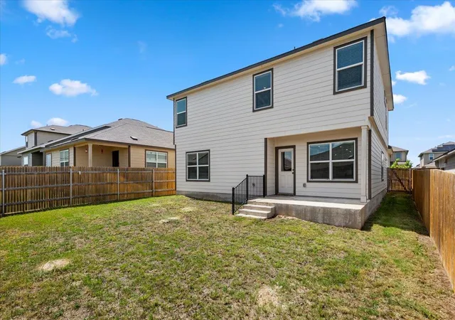 Photo 4 of Single family home for sale at 448 Perfect World Loop, Jarrell, TX 76537 | MLS# 7022297 | Listing updated on 2026-10-27
