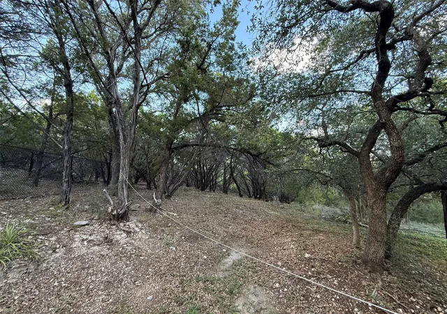 Photo 3 of Single family home for sale at 20900 Little Ln, Lago Vista, TX 78645 | MLS# 9012712 | Listing updated on 2026-10-30