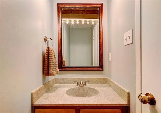 Photo 4 of Condo for sale at 7122 Wood Holw Dr #14, Austin, TX 78731 | MLS# 2784628 | Listing updated on 2026-10-26