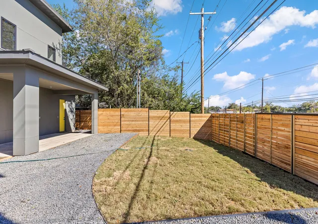 Photo 4 of Single family home for sale at 4412 S 1st Street #1, Austin, TX 78745 | MLS# 1129358 | Listing updated on 2026-10-28