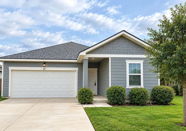 Photo 1 of Single family home for sale at 207 Isthmus Ln, Maxwell, TX 78656 | MLS# 3143944 | Listing updated on 2026-10-21