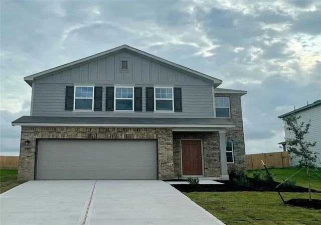 Photo 1 of Sale Pending at 12921 Kentucky Warbler Dr, Creedmoor, TX 78610 | MLS# 4428392 | Listing updated on 2026-10-27
