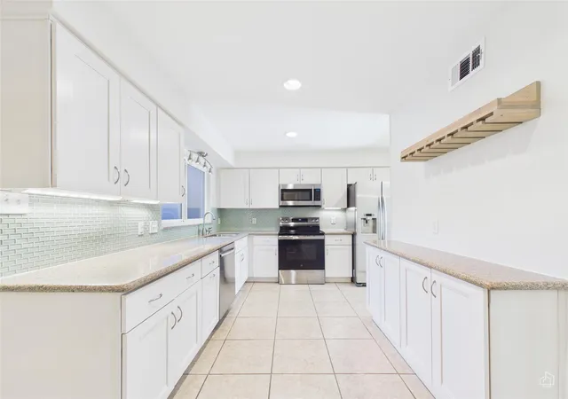 Townhouse for sale at 1707 Timberwood Dr, Austin, TX 78741 | MLS# 8186143