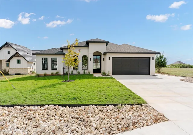 Photo 2 of Single family home for sale at 118 Roy Nichols Dr, Blanco, TX 78606 | MLS# 7805989 | Listing updated on 2026-10-25