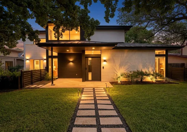 Single family home for sale at 3704 Bonnie Rd, Austin, TX 78703 | MLS# 3296613