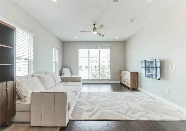 Photo 4 of Condo for sale at 4325 Jackson Ave #2204, Austin, TX 78731 | MLS# 2535689 | Listing updated on 2026-10-21
