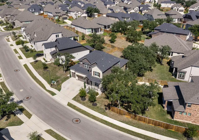 Photo 3 of Single family home for sale at 202 Blue Jasmine Trl, Georgetown, TX 78628 | MLS# 5057596 | Listing updated on 2026-10-21