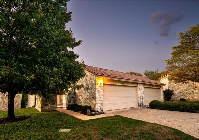 Photo 1 of Townhouse for sale at 8400 Alta Verde Dr, Austin, TX 78759 | MLS# 1130054 | Listing updated on 2026-10-28