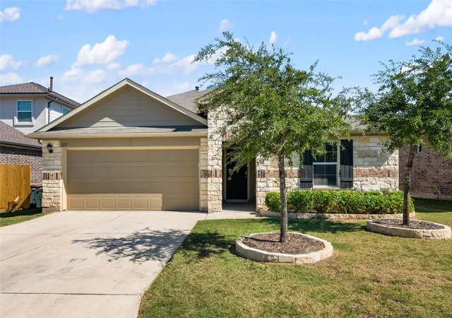 Photo 2 of Single family home for sale at 123 Callado Cir, San Marcos, TX 78666 | MLS# 5545491 | Listing updated on 2026-10-26