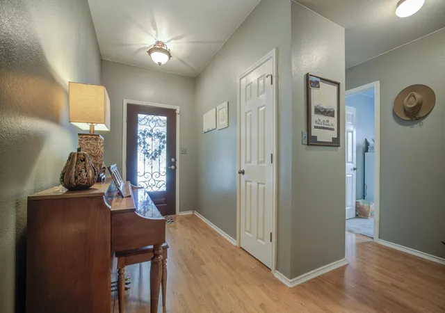 Photo 4 of Single family home for sale at 1302 Silverado Trl, Cedar Park, TX 78613 | MLS# 3461887 | Listing updated on 2026-10-25