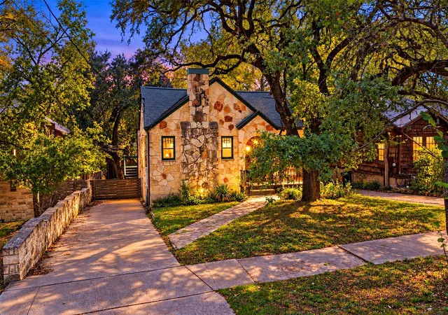 Single family home for sale at 1311 Newning Ave, Austin, TX 78704 | MLS# 3185147