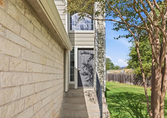 Photo 3 of Condo for sale at 2632 Century Park Blvd #72, Austin, TX 78727 | MLS# 9535937 | Listing updated on 2026-10-22