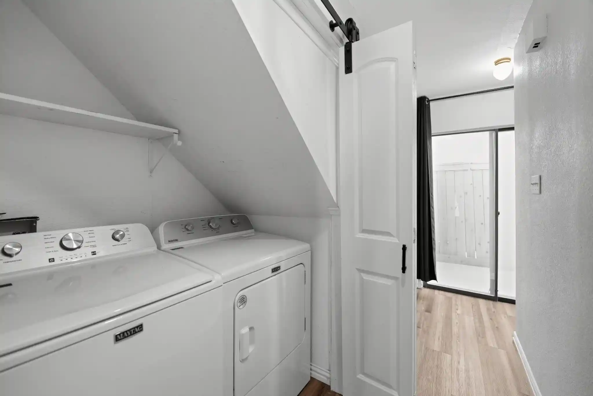 Listing Photo 15 - Condo for sale in 1221 W Hopkins St located at 1221 W Hopkins St, San Marcos, TX 78666 - Unit 1221 W Hopkins St