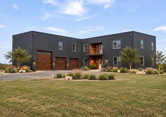 Single family home for sale at 594 Rolling Ridge Rd, Lockhart, TX 78644 | MLS# 3278333