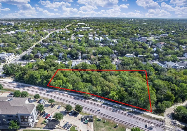 Photo 3 of Land for sale at 2907 E Martin Luther King Jr Blvd, Austin, TX 78702 | MLS# 3356903 | Listing updated on 2026-10-28