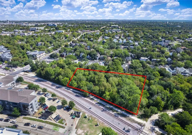 Photo 3 of Land for sale at 2907 E Martin Luther King Jr Blvd, Austin, TX 78702 | MLS# 3356903 | Listing updated on 2026-10-28