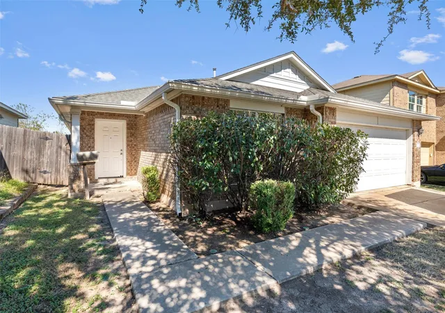 Photo 1 of Single family home for sale at 18320 Great Fls Dr, Manor, TX 78653 | MLS# 8621433 | Listing updated on 2026-10-27