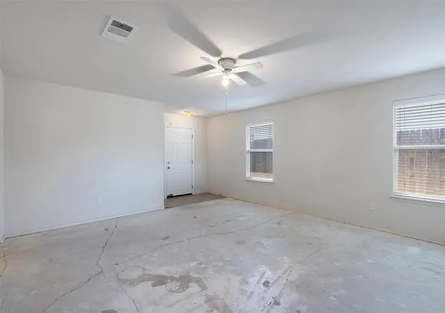 Photo 3 of Single family home for sale at 18320 Great Fls Dr, Manor, TX 78653 | MLS# 8621433 | Listing updated on 2026-10-27