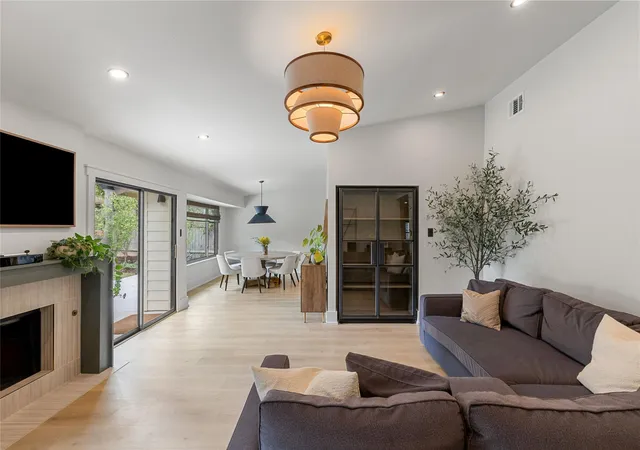 Photo 4 of Single family home for sale at 4503 Bridlewood Dr, Austin, TX 78727 | MLS# 2039557 | Listing updated on 2026-10-25