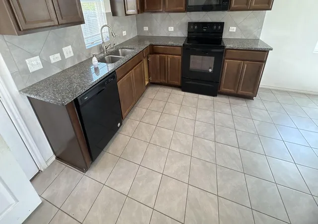 Photo 4 of Single family home for sale at 13013 Titanium St, Austin, TX 78754 | MLS# 8838929 | Listing updated on 2026-10-23