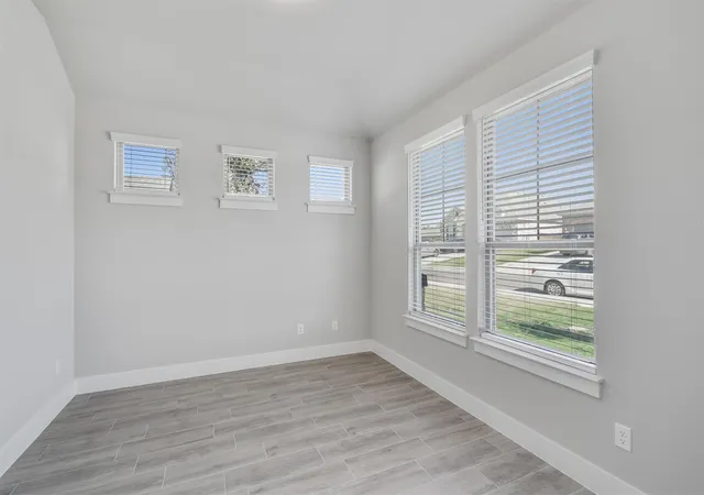 Photo 3 of Single family home for sale at 224 Scenic Hills Cir, Georgetown, TX 78628 | MLS# 7378957 | Listing updated on 2026-10-21
