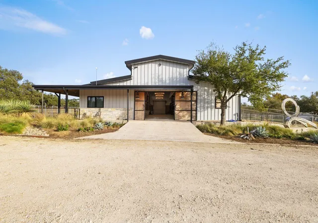 Photo 2 of Single family home for sale at 751 Prochnow Rd, Dripping Springs, TX 78620 | MLS# 8448888 | Listing updated on 2026-10-30