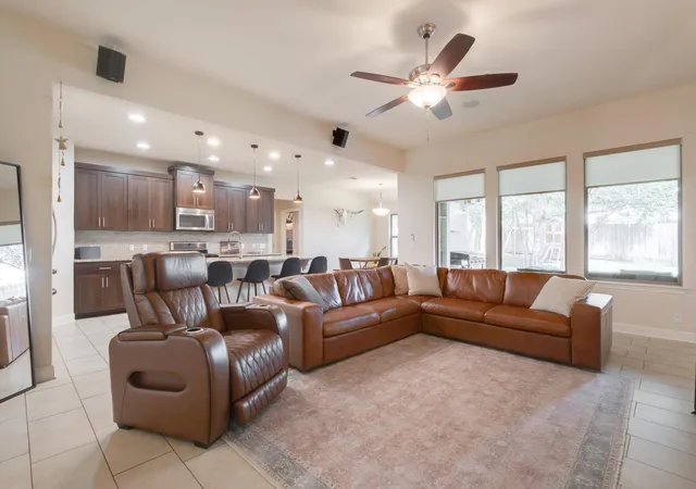 Photo 3 of Single family home for sale at 823 Lone Star Dr, Cedar Park, TX 78613 | MLS# 1808432 | Listing updated on 2026-10-23
