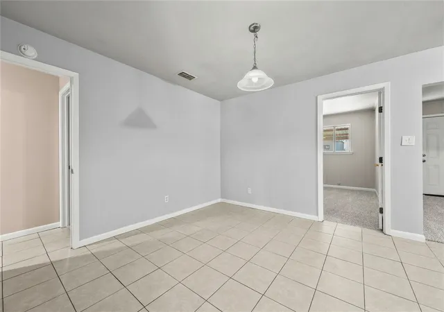 Photo 3 of Single family home for sale at 1819 Clarawood Dr, Killeen, TX 76549 | MLS# 8807991 | Listing updated on 2026-10-25