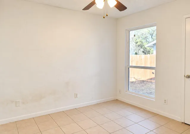 Listing Photo 5 - Condo for sale in building located at 12804 Broughton Wy, Austin, TX 78727 - Unit #A