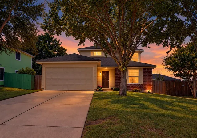 Single family home for sale at 3003 Meadow Ln, Taylor, TX 76574 | MLS# 6612000