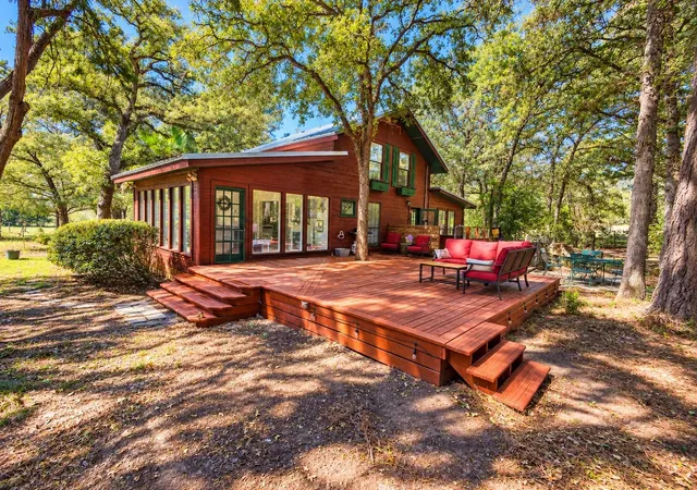 Photo 1 of Single family home for sale at 1142 Scenic Vw, Lexington, TX 78947 | MLS# 7540038 | Listing updated on 2026-10-27