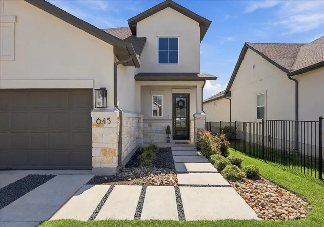 Photo 3 of Single family home for sale at 645 Treaty Oak Dr, Georgetown, TX 78628 | MLS# 4952021 | Listing updated on 2026-10-26