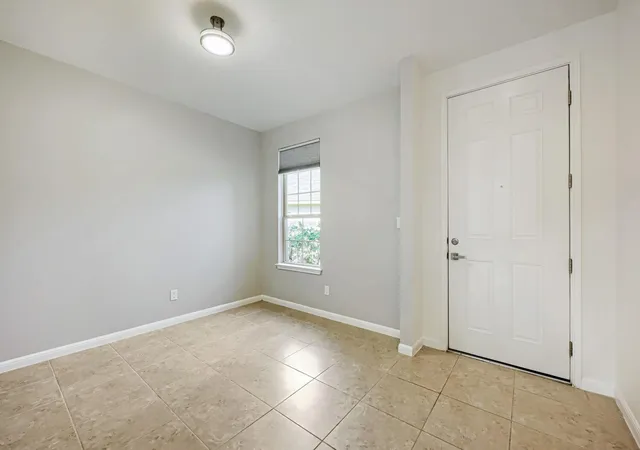 Photo 4 of Single family home for sale at 417 Anacua Loop #6, Manchaca, TX 78652 | MLS# 2744858 | Listing updated on 2026-10-28