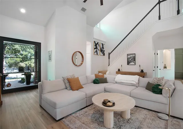 Photo 2 of Single family home for sale at 3305 Tavistock Dr, Austin, TX 78748 | MLS# 8807705 | Listing updated on 2026-10-24