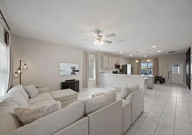 Photo 4 of Single family home for sale at 311 Charter Oak Dr, Hutto, TX 78634 | MLS# 1652868 | Listing updated on 2026-10-25