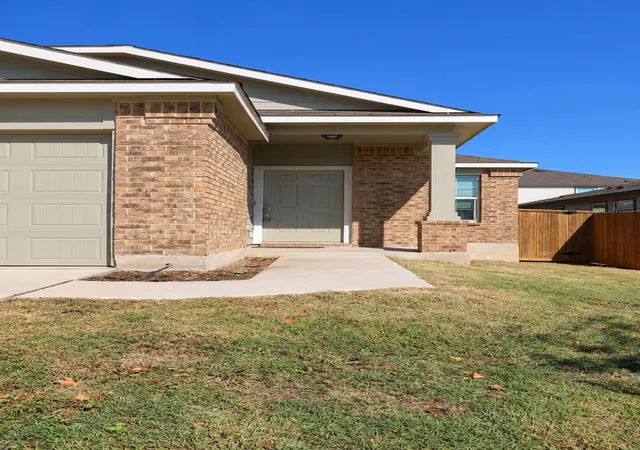 Photo 3 of Single family home for sale at 116 Rowdy Yates Way, Jarrell, TX 76537 | MLS# 6374532 | Listing updated on 2026-10-28