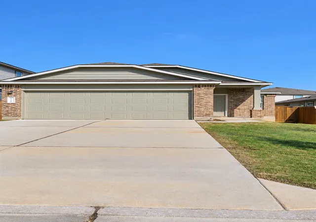 Photo 3 of Single family home for sale at 116 Rowdy Yates Way, Jarrell, TX 76537 | MLS# 6374532 | Listing updated on 2026-10-28
