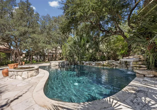 Photo 3 of Single family home for sale at 106 Costa Bella Cv, Austin, TX 78734 | MLS# 2096289 | Listing updated on 2026-10-23