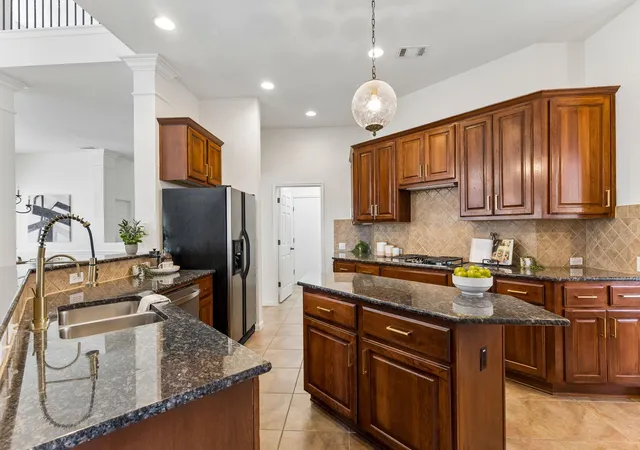 Photo 4 of Single family home for sale at 2313 Golden Gate Park Ave, Austin, TX 78732 | MLS# 1667231 | Listing updated on 2026-10-30
